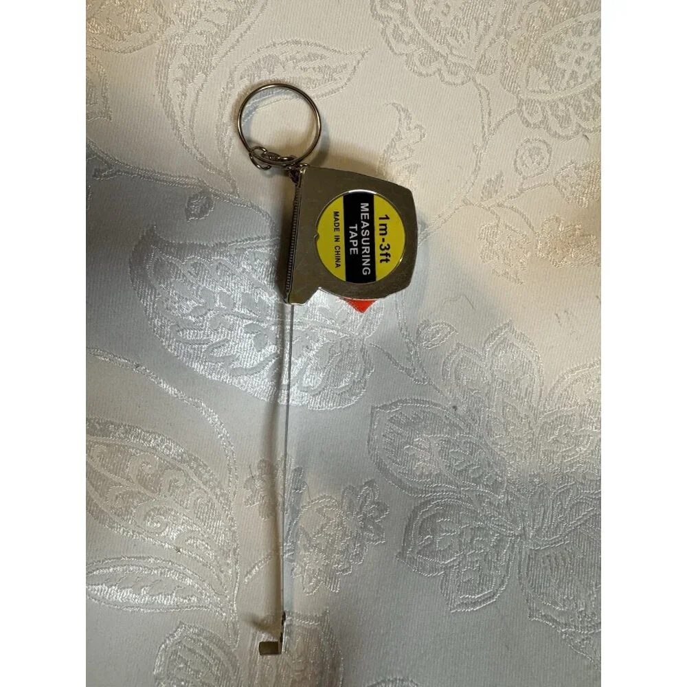Retractable Ruler Tape Measure Mini Portable Pull Ruler Keychain 1m/3ft NEW